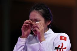 Medali emas atlet anggar Vivian Kong rusak pesta tuan rumah Prancis
