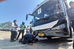 Polresta Bandung dan Dishub gelar razia klakson "telolet" bus pariwisata