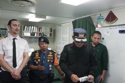 Operasi Timpora Kemenkumham Banten, periksa kapal asing di Selat Sunda