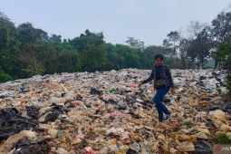 Mahasiswa Tangerang minta pemda tegas pada pembuang sampah liar