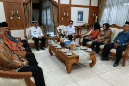 Pj Bupati Bojonegoro ajak anak muda donor darah