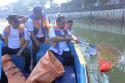 Warga Tangerang diingatkan tidak buang limbah ke Sungai Cisadane
