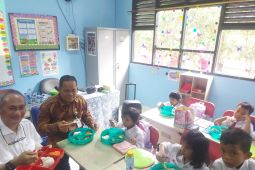 Pj Wali Kota: Biaya uji coba makan gratis di Tangerang dari dana BOS daerah