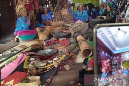 Panitia Pengesahan Masyarakat Adat Kutim verifikasi  ke Long Wehea