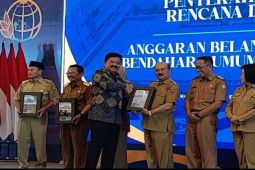 Wabup Karangasem Terima Bantuan RDTR Sebagai Langkah Meningkatkan Investasi