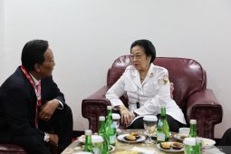 Megawati  hadiri penyerahan duplikat bendera pusaka ke kepala daerah