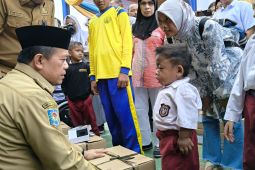 Pemprov Jambi salurkan bantuan biaya pendidikan bagi 552 siswa di Merangin