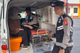 Polda Malut periksa kesehatan personel
