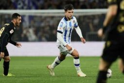 Liverpool dikabarkan incar gelandang Real Sociedad Martin Zubimendi
