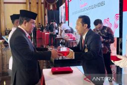 Pemkab Aceh Barat terima duplikat bendera pusaka dari BPIP