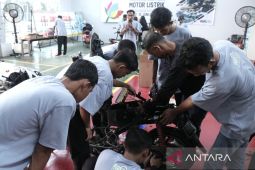 Program PLN peduli dukung pengembangan pendidikan bagi 20.848 penerima manfaat di semester I 2024