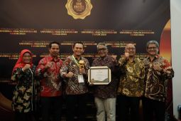 Kota Tasikmalaya kembali raih Anugerah UHC Award 2024