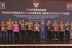 UHC lampaui target, Pemkot Tangerang raih penghargaan terkait
