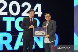 Baznas RI berhasil raih Penghargaan Top Brand 2024 kategori  Badan Zakat dan Amal