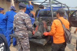 Tim SAR Banten temukan kru terjatuh dari KM Citra Mulya