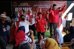 Relawan Arek'S dukung pasangan ErJi maju Pilkada Kota Surabaya