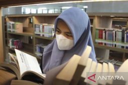 Perpusda Purwakarta lengkapi koleksi buku bacaan yang diminati pengunjung
