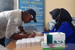BNNK Banda Aceh tes urine cegah narkoba di kalangan nelayan