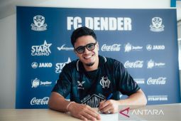 Ragnar Oratmangoen  lanjutkan karier di Belgia bersama FC Dender