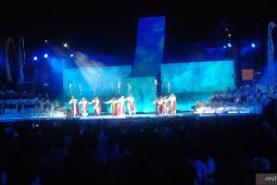 Indonesia Bertutur tampilkan hologram Chrisye serta instalasi cahaya