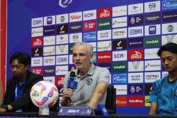 Arema FC incar tiga poin perdana dalam laga lawan Borneo FC