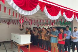 WNI korban kerusuhan di Bangladesh tiba dan dimakamkan di Semarang