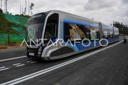 Uji coba kereta otonom