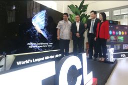 TCL Indonesia luncurkan TV QD-Mini LED terbesar di dunia