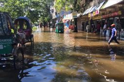 Banjir memburuk di Bangladesh tenggara memutus akses 1,5 juta warga