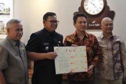Pemkot Sukabumi dan perusahaan semen Thailand  kerja sama olah sampah