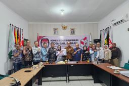 Pemkot Banjarbaru serahkan Dokumen RPJPD dan RPJMD ke KPU