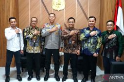 PLN UID Kalselteng kunjungi Polda Kalsel dan Korem 101/Antasari