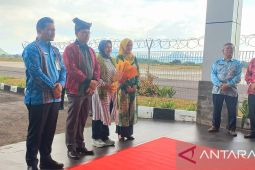 Pj Gubernur Sugito tiba di Bangka Belitung, disambut tarian Reog Ponorogo