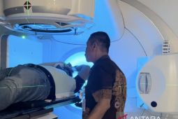 Pakar onkologi China jelaskan pilar utama dalam penanganan kanker