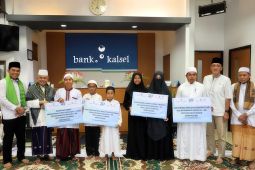 Bank Kalsel santuni 557 anak panti asuhan pada 31 LKSA di Banjarmasin