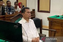 Eks Kadis Kesehatan Sumut divonis 10 tahun penjara, Jaksa   banding