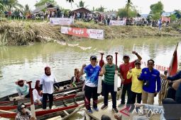 Pemkab HST jaga tradisi Bakayuh Jukung  warisan budaya