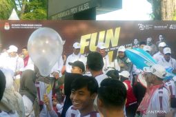 Fun Walk KPU Kalsel 2024, antusias diikuti ribuan warga