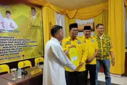 Calon kepala daerah dan wakil diingatkan jangan "lupa kacang akan kulit"