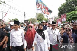 KPU Banyuwangi terima dua pasangan calon di hari kedua pendaftaran