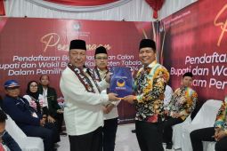 Paslon H Sani - Kadarusman daftar ke KPU