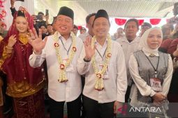 Muhidin dan Hasnuryadi jadi pasangan kedua daftar Pilgub Kalsel