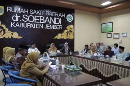 Sebanyak 60 tim medis RSD Soebandi layani tes kesehatan dua bakal pasangan calon Pilkada Jember