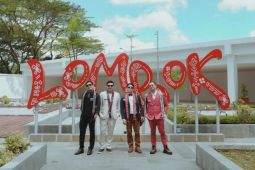 The Dudas -1 berpetualang di Sirkuit Mandalika dengan motor klasik