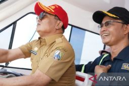 Pemkab Sampang sediakan kapal cepat untuk guru dan tenaga kesehatan