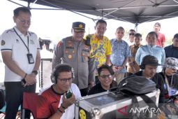Menparekraf Sandiaga saksikan langsung syuting film &quot;The Bell&quot; di Belitung Timur