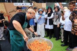 Pemkab Banyuwangi dan Konservasi Indonesia gelar "Shrimp Festival"