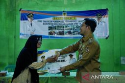 Pemkab HST salurkan bantuan rumah swadaya Rp2,97 miliar bagi 109 warga