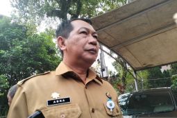 DLHK Depok resmi tutup TPA sampah liar di Limo