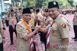 Calon wakil Bupati Asahan, Riantoterima lencana Pancawarsa III